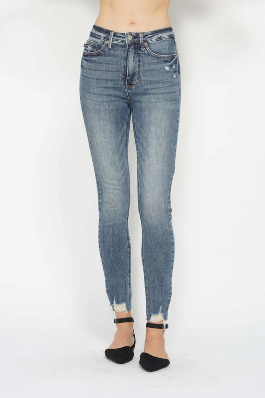 Figure-Flattering Distressed Hem Vintage Wash Slim Jeans
