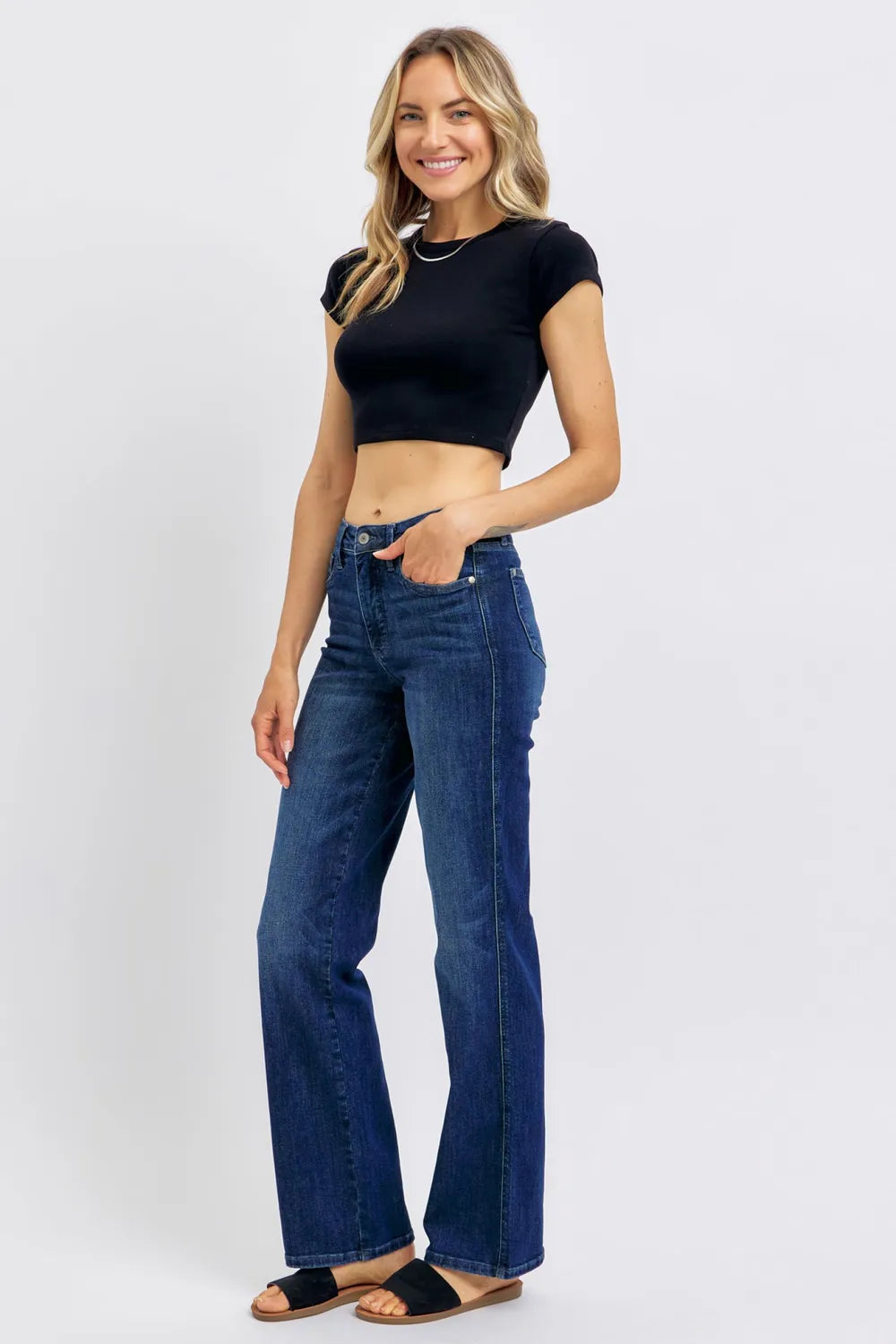 Streamlined Waist Straight-Leg Jeans