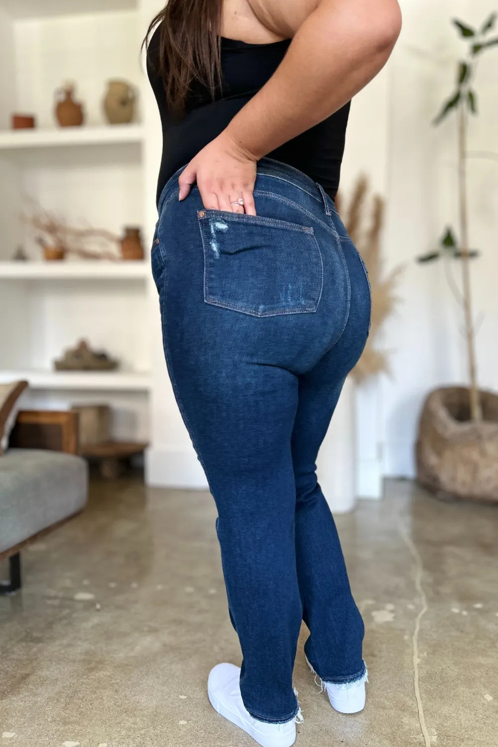High Waist Magic Distressed Straight-Leg Denim Jeans