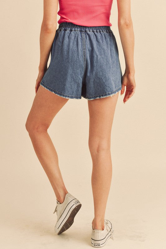 Frayed Hem Elastic Waist Denim Shorts