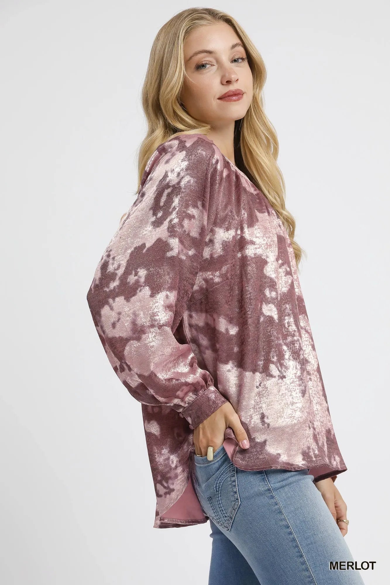 Chic Blouse with Balloon Sleeves