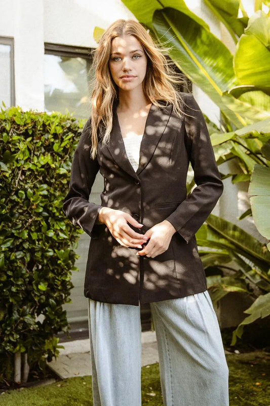 Peaked Lapel Single-Breasted Jacket