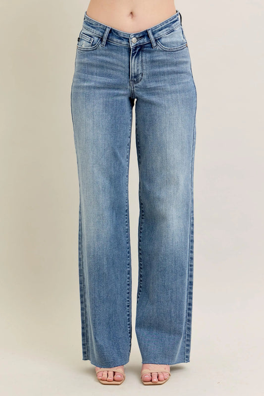 Vintage-Inspired Plus Size Wide-Leg Jeans