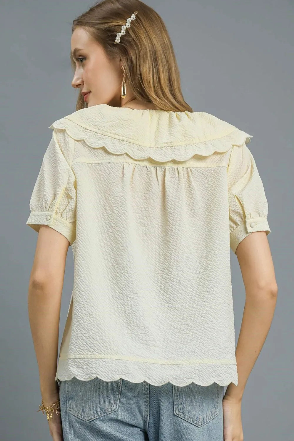 Ivory Ruffled Collar Textured Short Sleeve Blouse