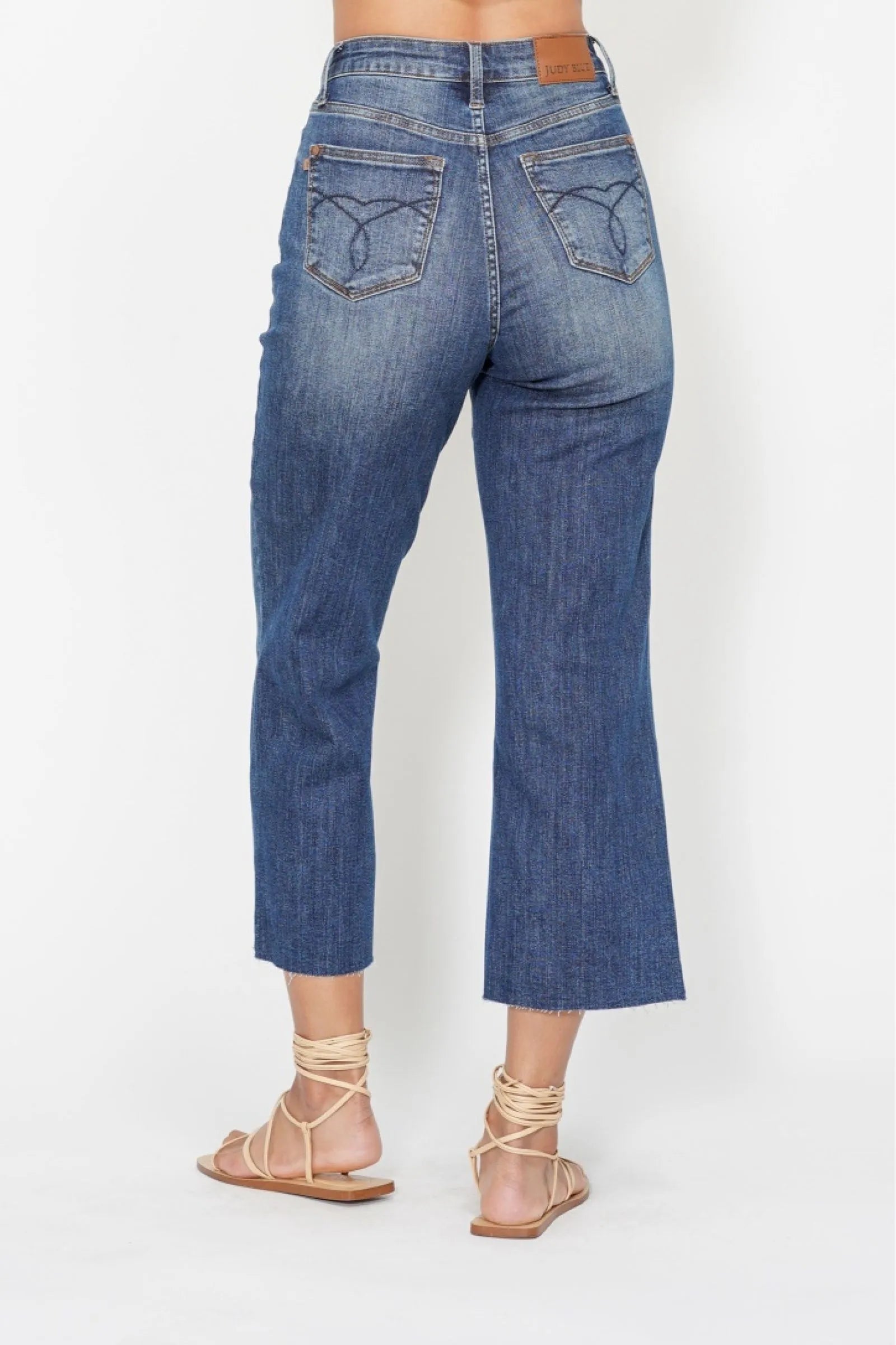 Vintage-Inspired High-Rise Cropped Wide-Leg Denim Jeans