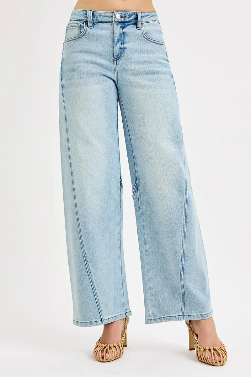 Classic Fit Mid-Rise Barrel Jeans
