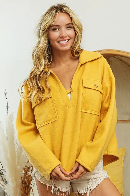 Fleece Sweatshirt with Sophisticated Flap Pockets