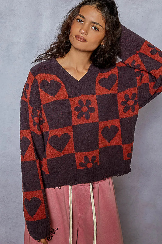 V-Neck Vintage Heart Motif Checkered Pullover
