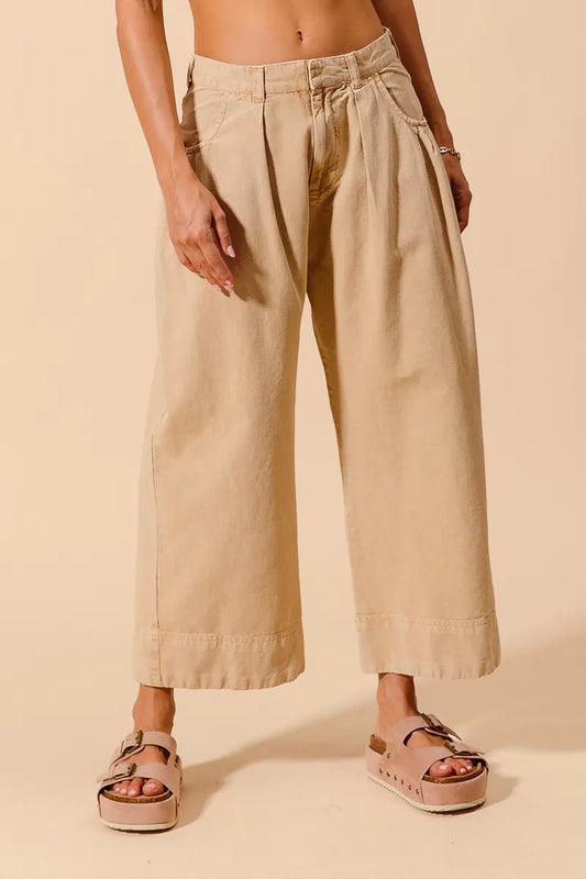 Mid Rise Wide Leg Chino Pants Featuring Pockets