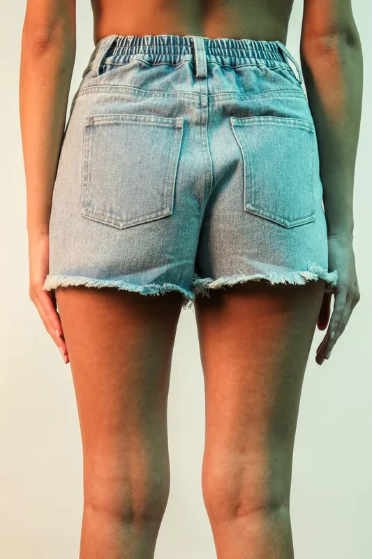 Raw Hem Pocketed Contrast Washed Denim Shorts