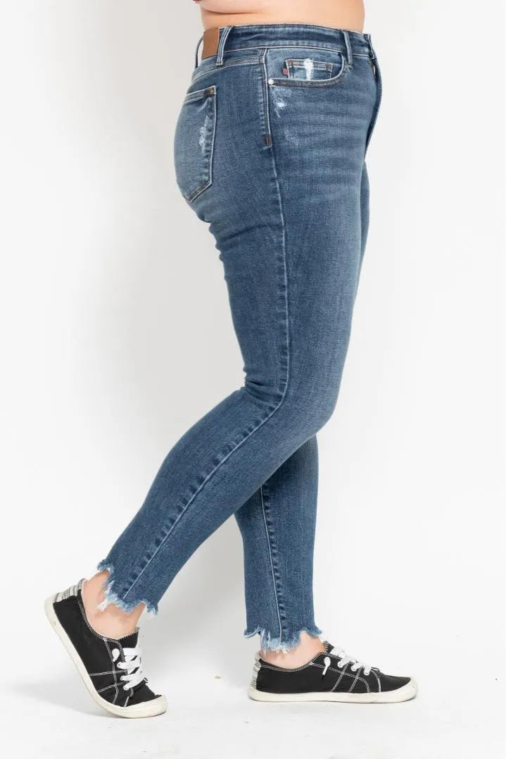 Plus Size High Waist Skinny with Destroy & Shark Bit Hem