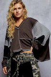 Asymmetrical Hem V-Neck Color Block Tee