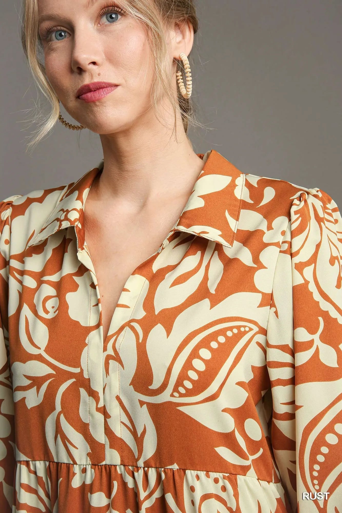 Chic Floral Tiered Midi Shirt Dress