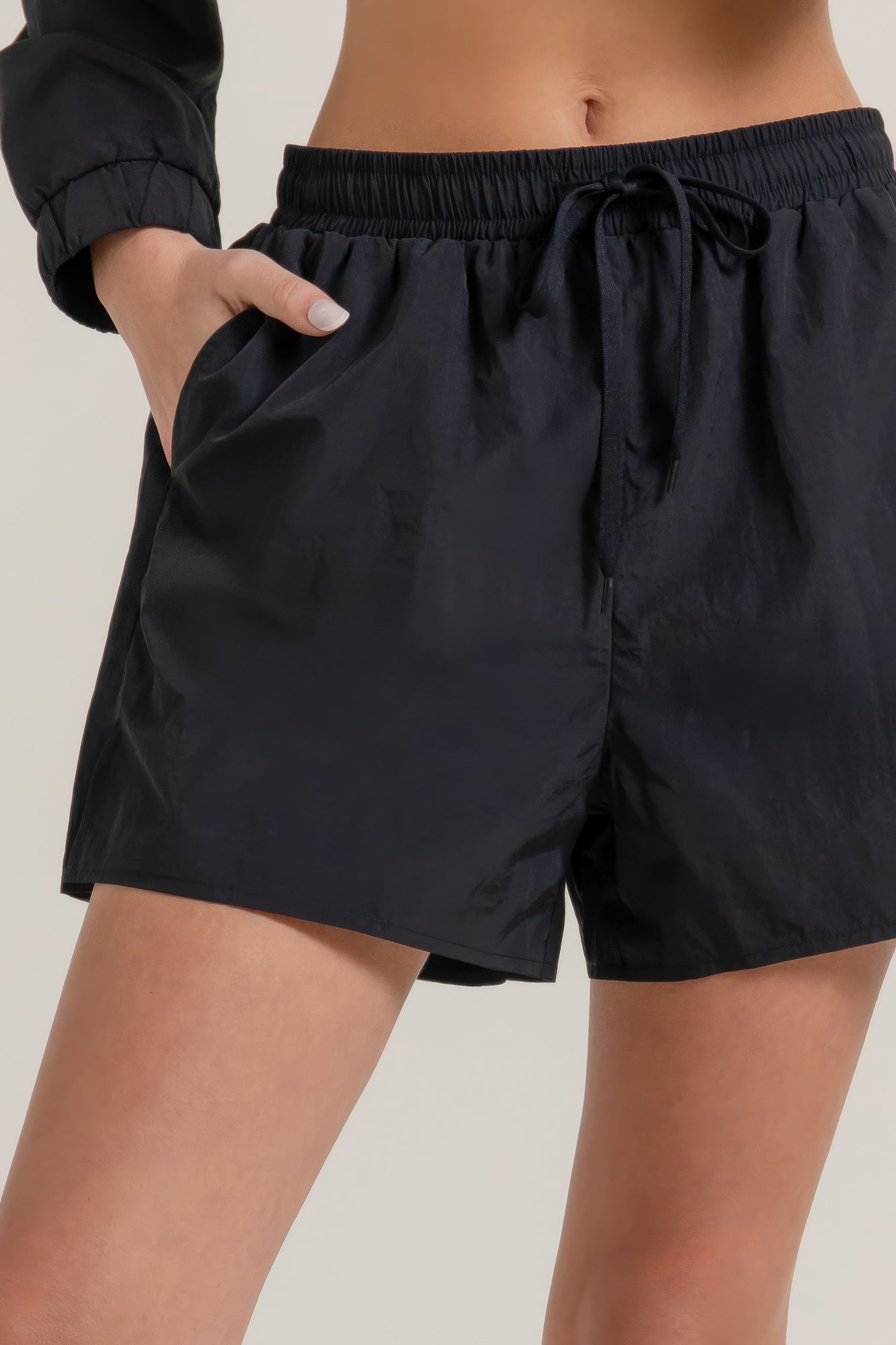 Dynamic Anorak Flex Workout Shorts
