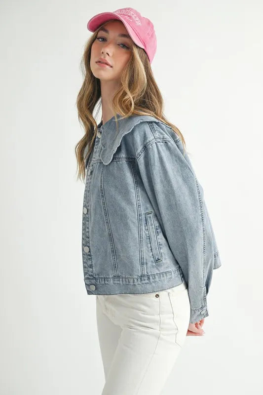 Scallop Peter Pan Collar Denim Jacket