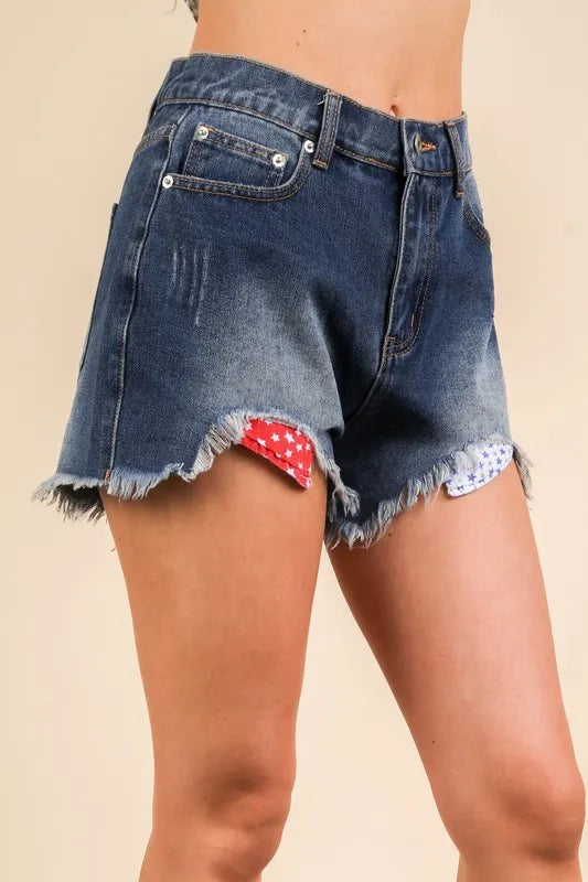 Raw Hem Pocketed Contrast Washed Denim Shorts