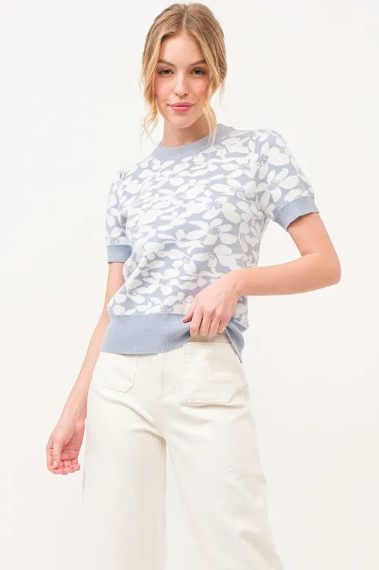 Short Sleeve Floral Pattern Knit Top