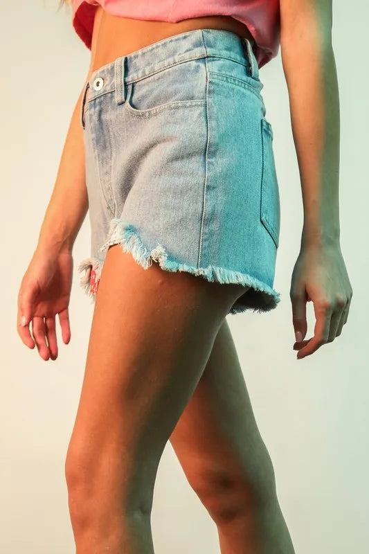 Raw Hem Pocketed Contrast Washed Denim Shorts