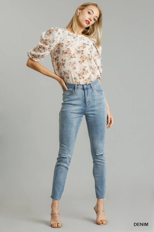 5-Pocket Stretch Denim Skinny Jeans with Raw Edge Detailing