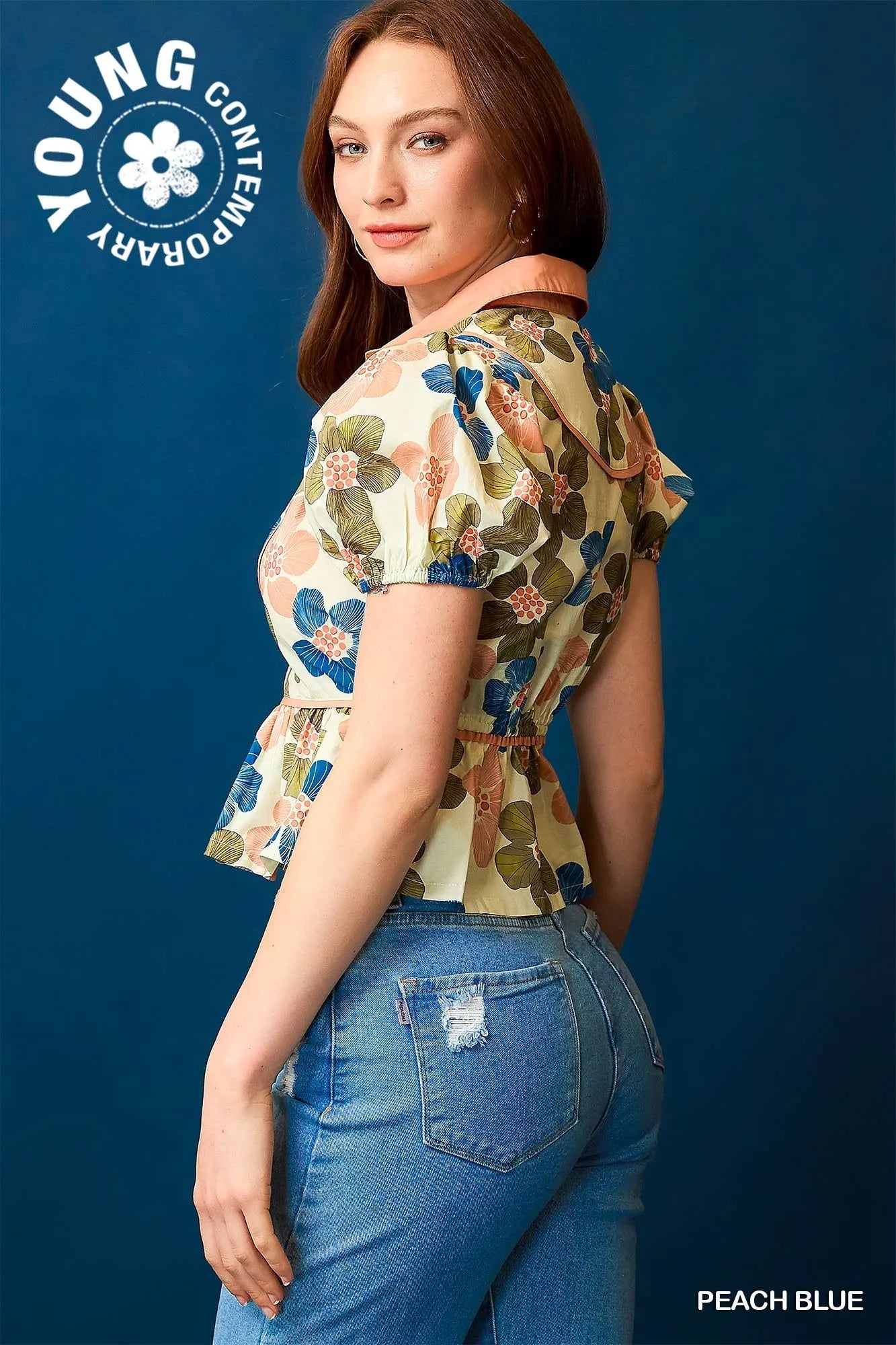 Vintage-Inspired Floral Puff Sleeve Top