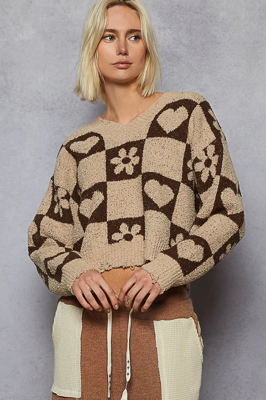 Checkered Heart Motif V-Neck Cropped Sweater